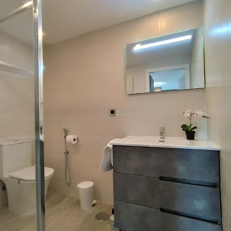Dona I By Interhome *